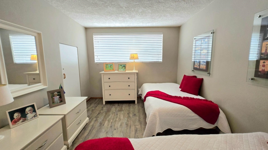 4 Bedroom Property for Sale in Kleinbaai Western Cape